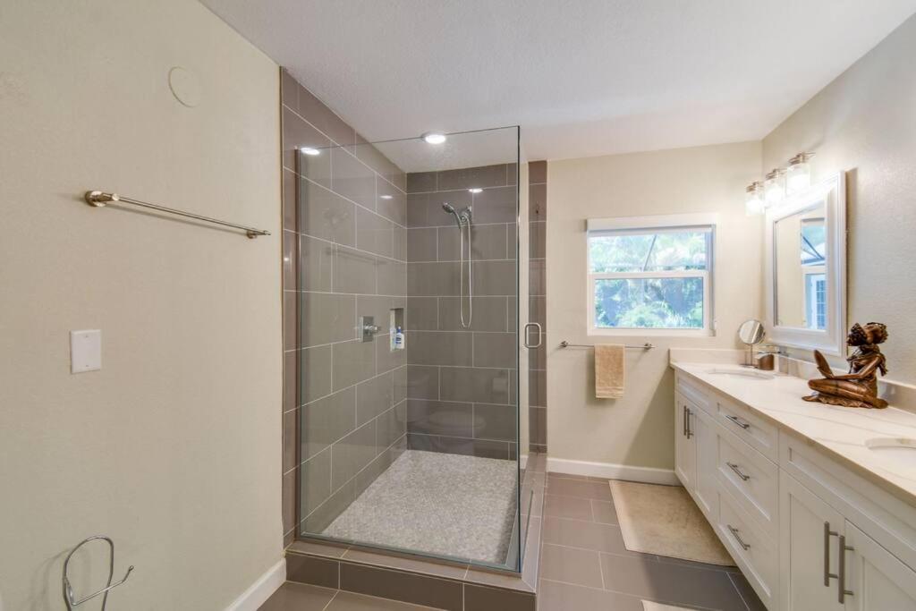 Luxury Home In The Heart Of South Tampa & Pool! Exterior photo